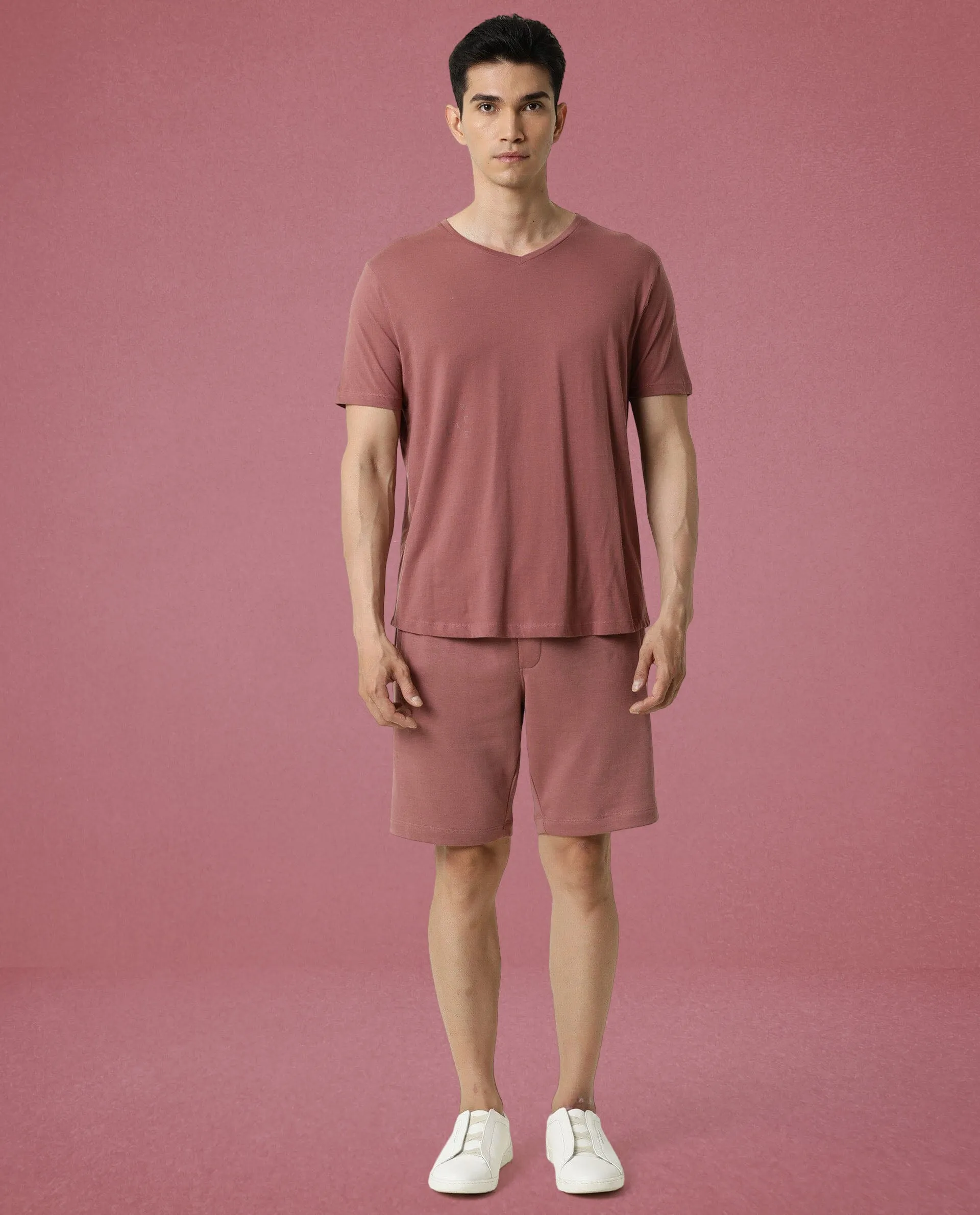 Rare Rabbit Articale Men's Cleok Pink Solid V-Neck Relaxed Fit Half Sleeves T-Shirt